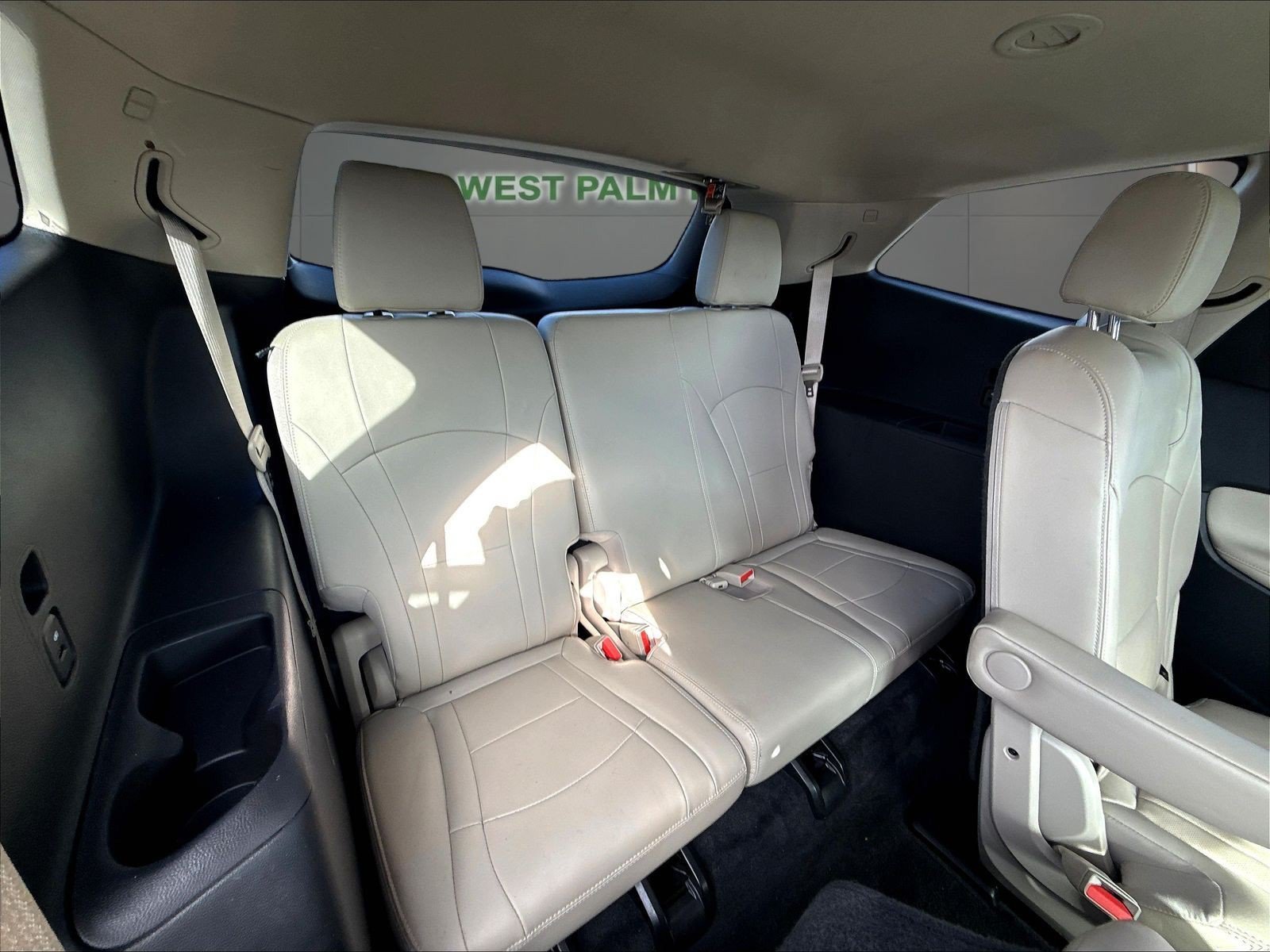 Used 2020 Buick Enclave Essence w/ Sound and Sites Package FWD image 29