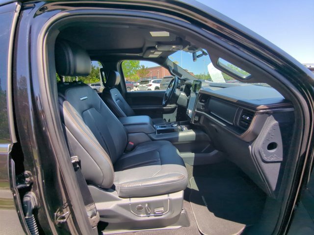 Certified 2022 Ford Expedition Platinum RWD image 37