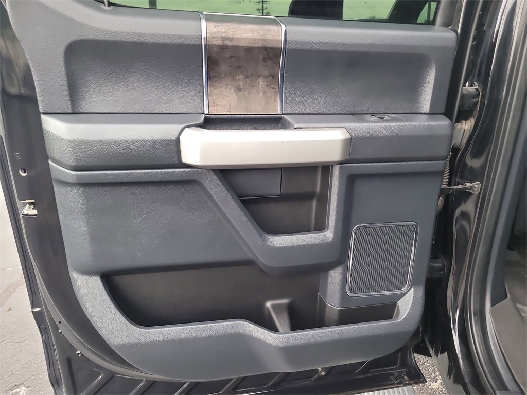 Certified 2022 Ford F250 Lariat w/ Lariat Ultimate Package image 9