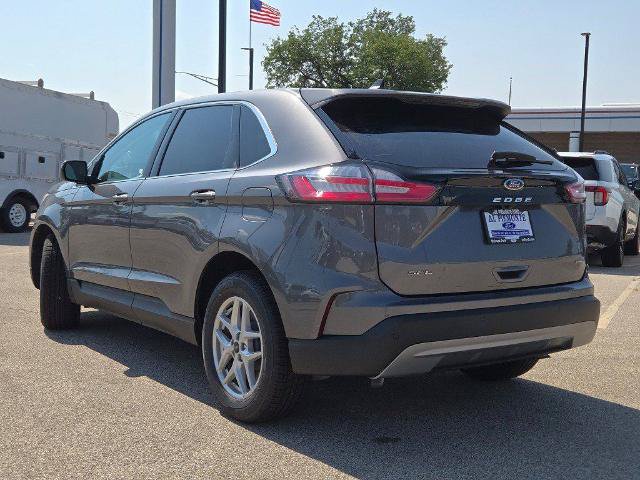 Certified 2024 Ford Edge SEL w/ Convenience Package AWD/4WD image 14