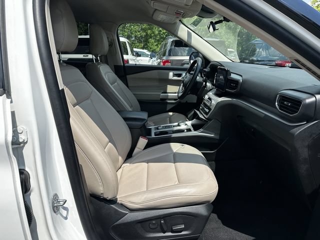 Certified 2023 Ford Explorer XLT w/ Equipment Group 202A AWD/4WD image 33