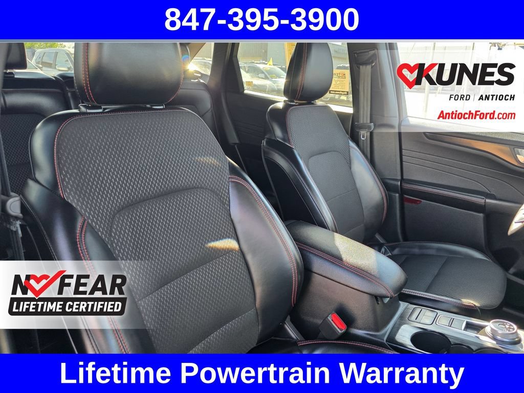 Certified 2025 Ford Escape ST-Line AWD/4WD image 44