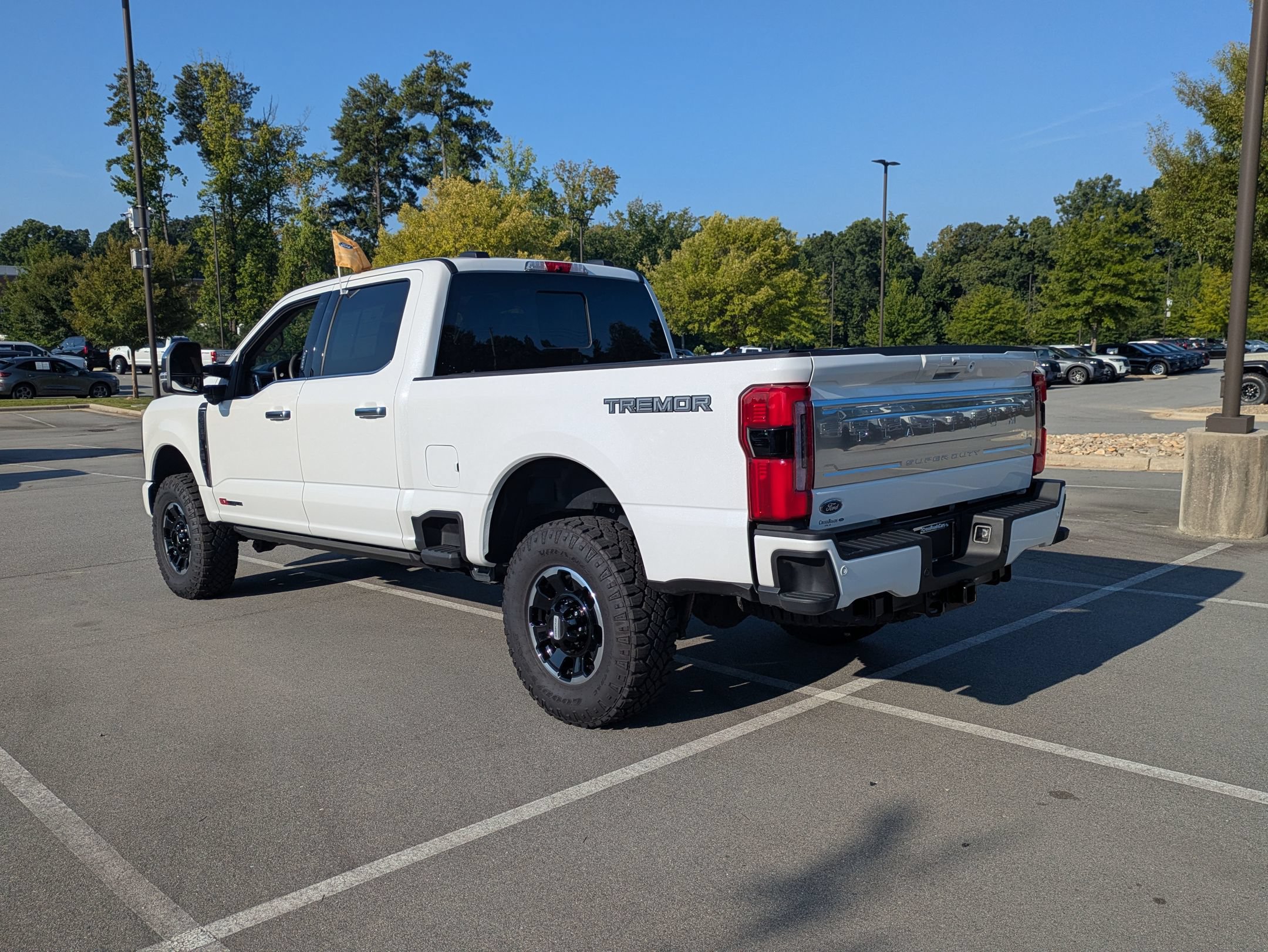 Certified 2026 Ford F250 Platinum w/ Platinum Plus Package AWD/4WD image 6