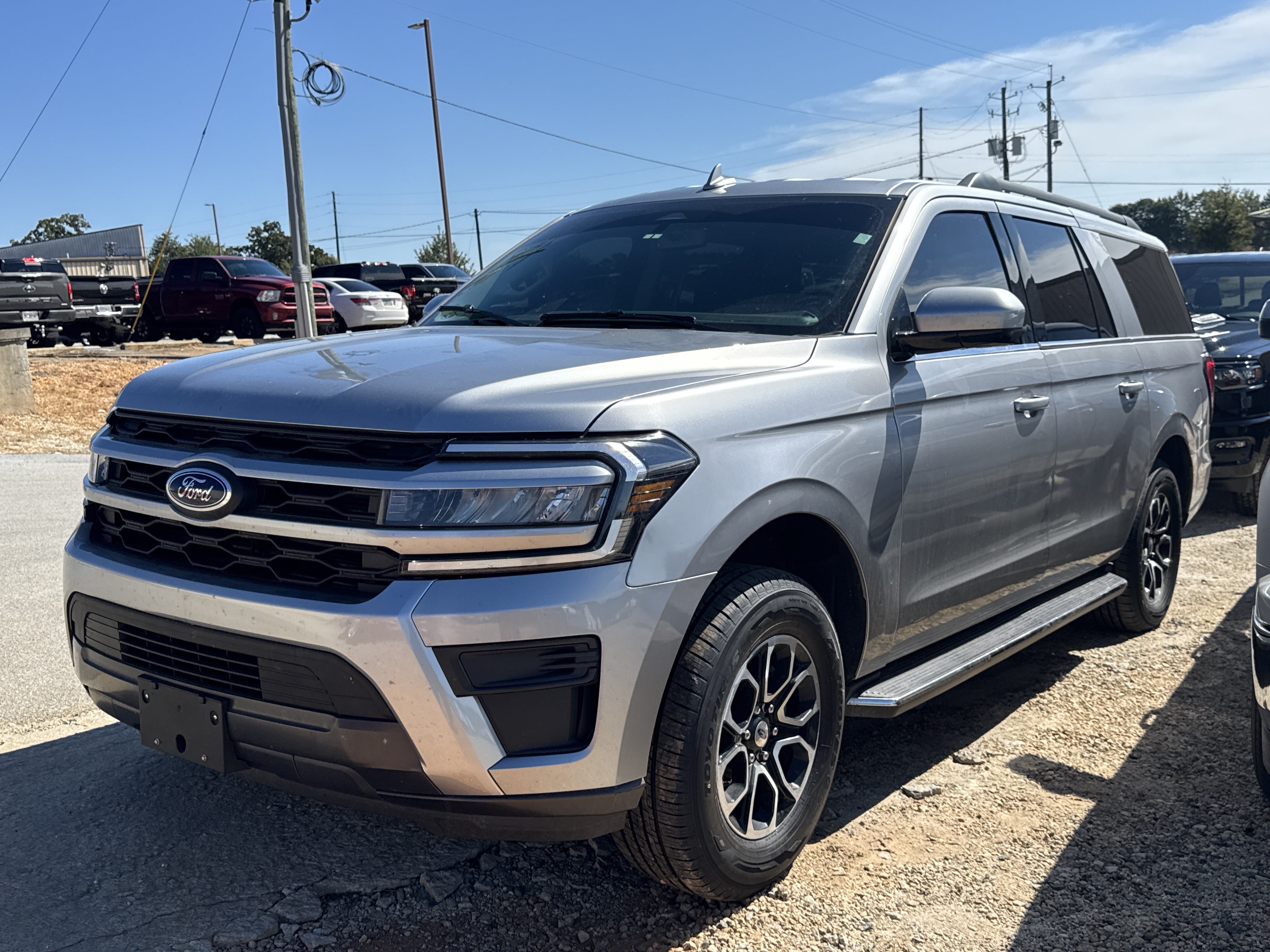 Certified 2022 Ford Expedition Max XLT RWD image 2