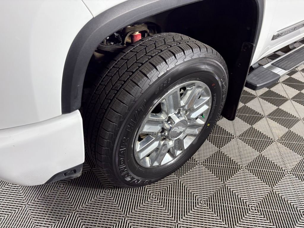 Used 2024 Chevrolet Silverado 3500 High Country image 9