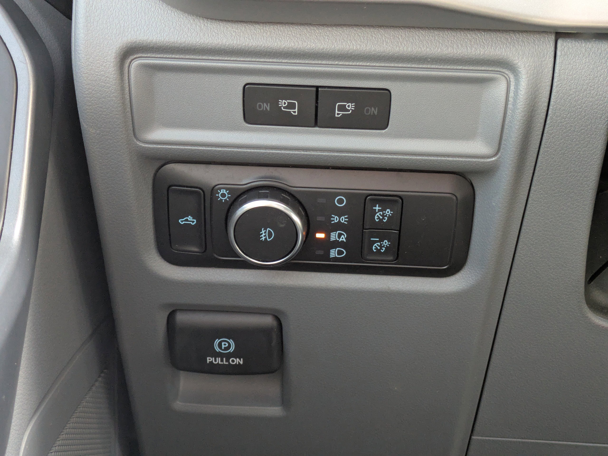 Certified 2022 Ford F150 XLT w/ Equipment Group 301A Mid image 26