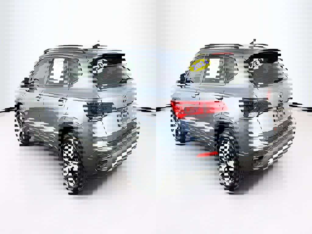 Used 2024 Volkswagen Taos S image 3