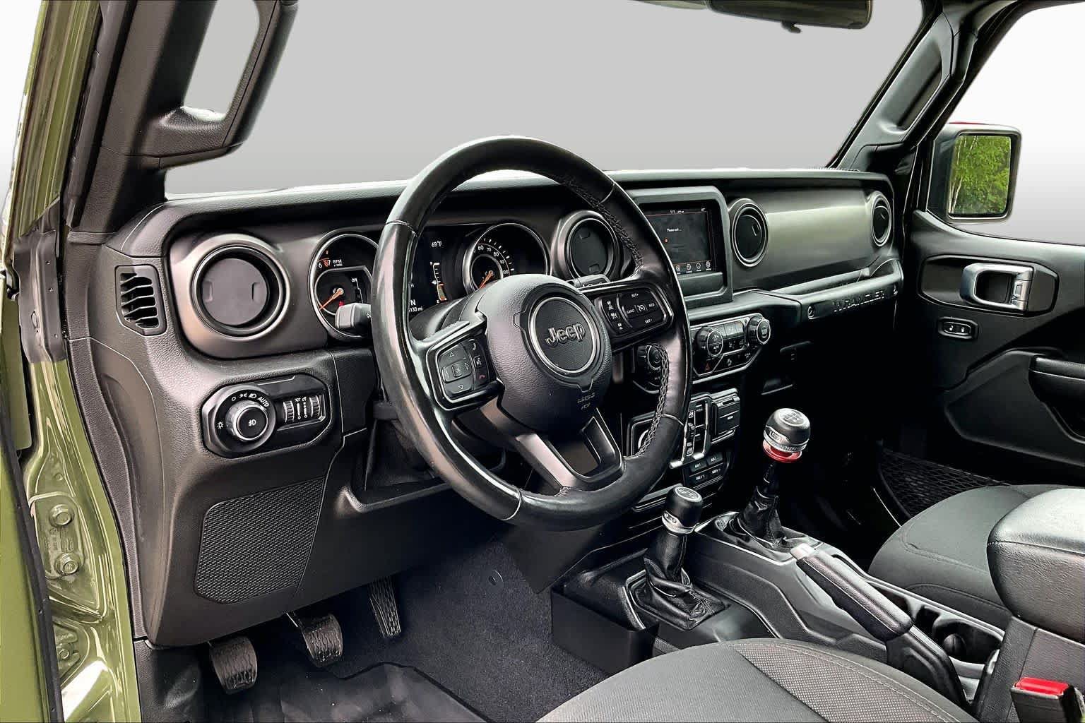 Used 2021 Jeep Wrangler Unlimited Sport AWD/4WD image 18