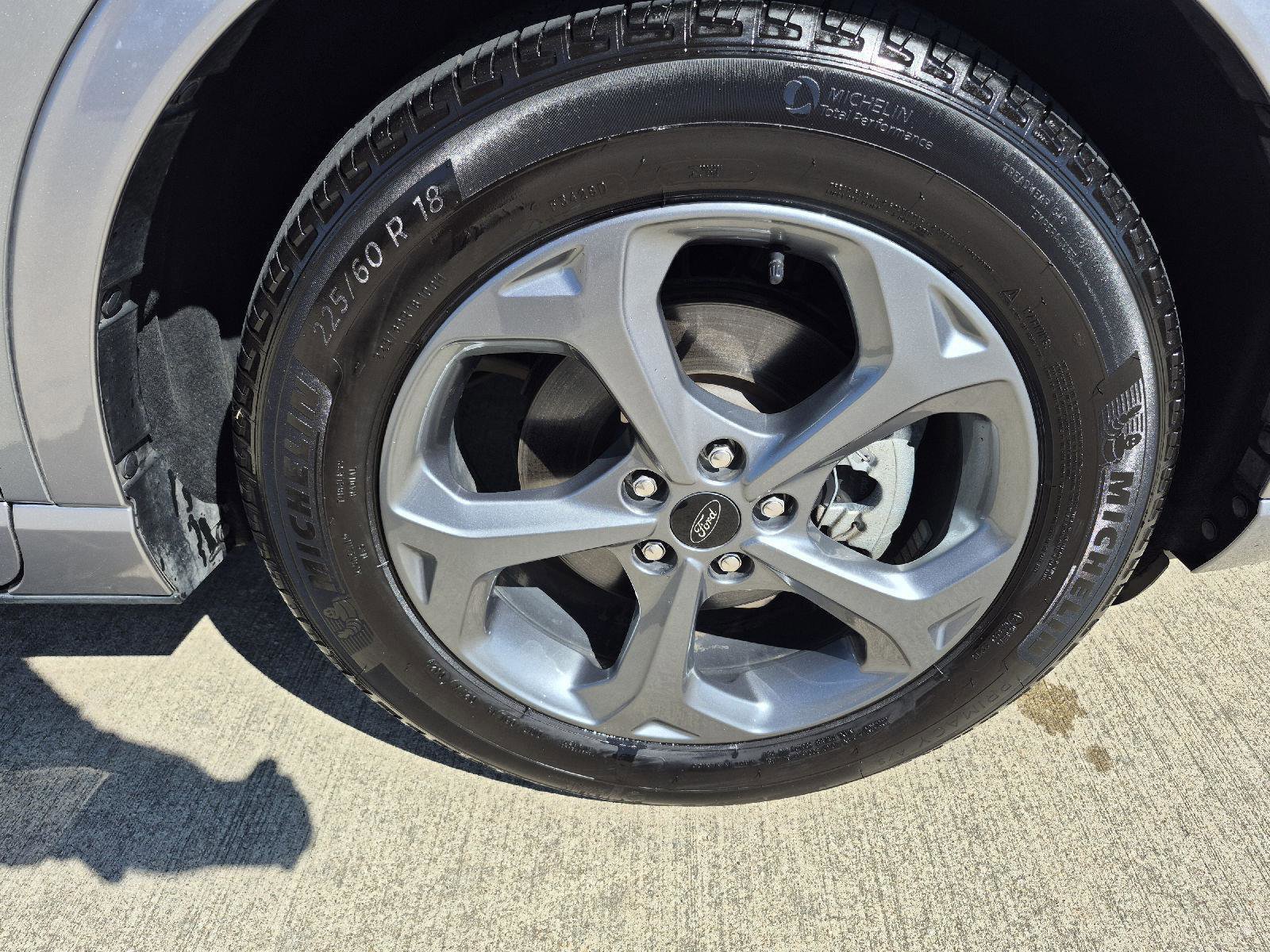 Certified 2024 Ford Escape ST-Line image 22