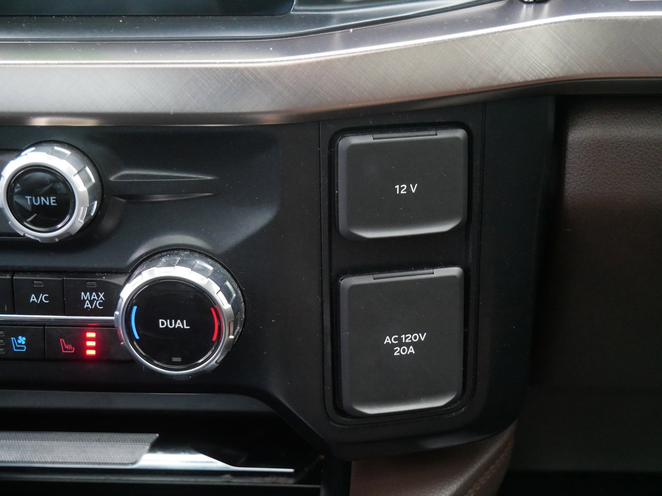 Certified 2024 Ford F350 King Ranch image 31