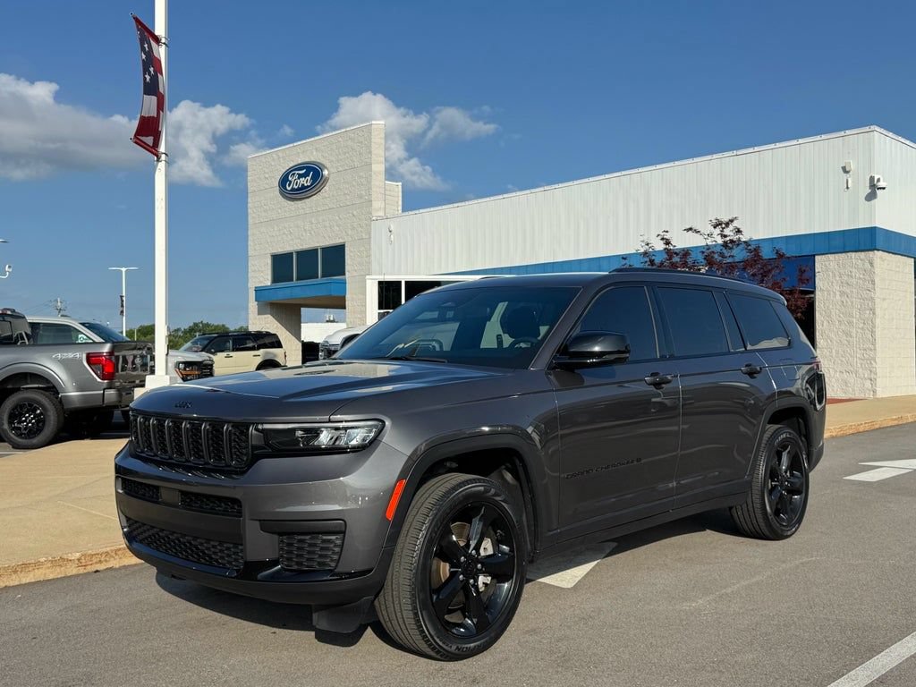 Used 2023 Jeep Grand Cherokee L Laredo AWD/4WD image 5