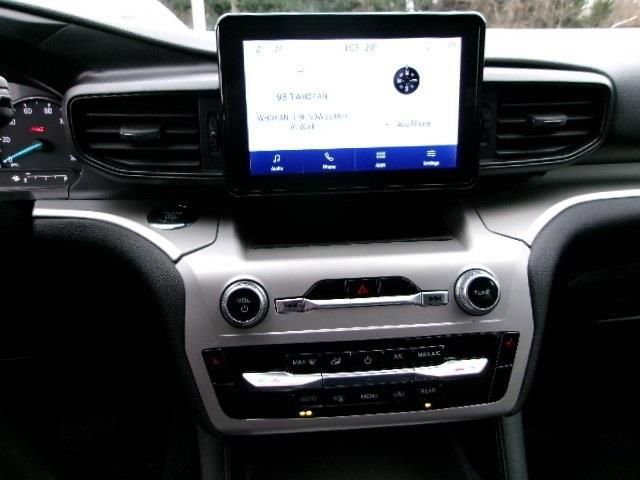 Certified 2023 Ford Explorer XLT w/ Class IV Trailer Tow Package image 9