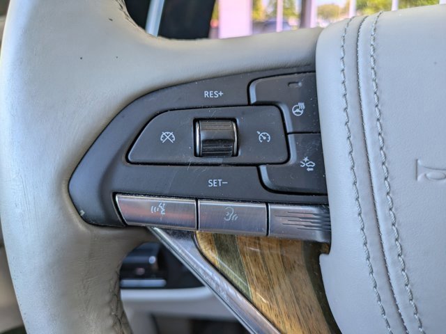 Used 2021 Cadillac Escalade Premium Luxury Platinum image 29