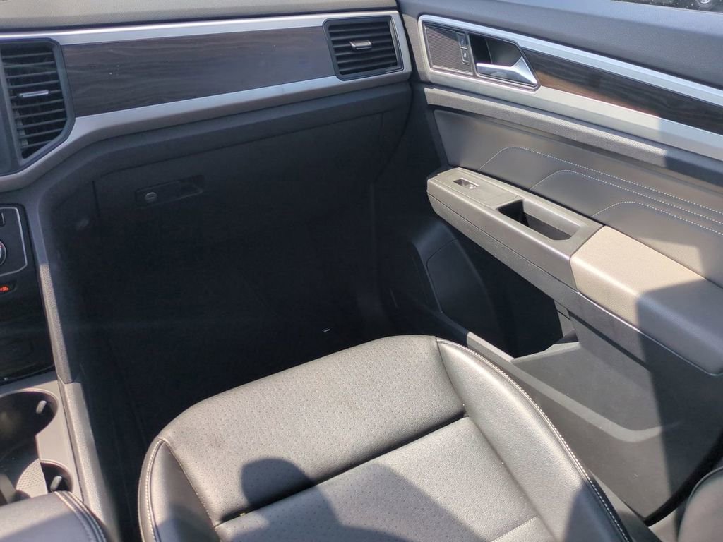 Used 2022 Volkswagen Atlas SE image 18
