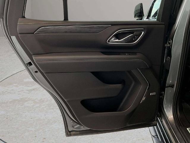 Used 2021 GMC Yukon SLT w/ SLT Premium Package AWD/4WD image 20