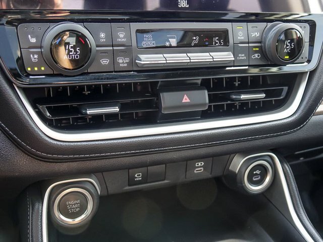 Used 2025 Toyota Grand Highlander AWD image 26