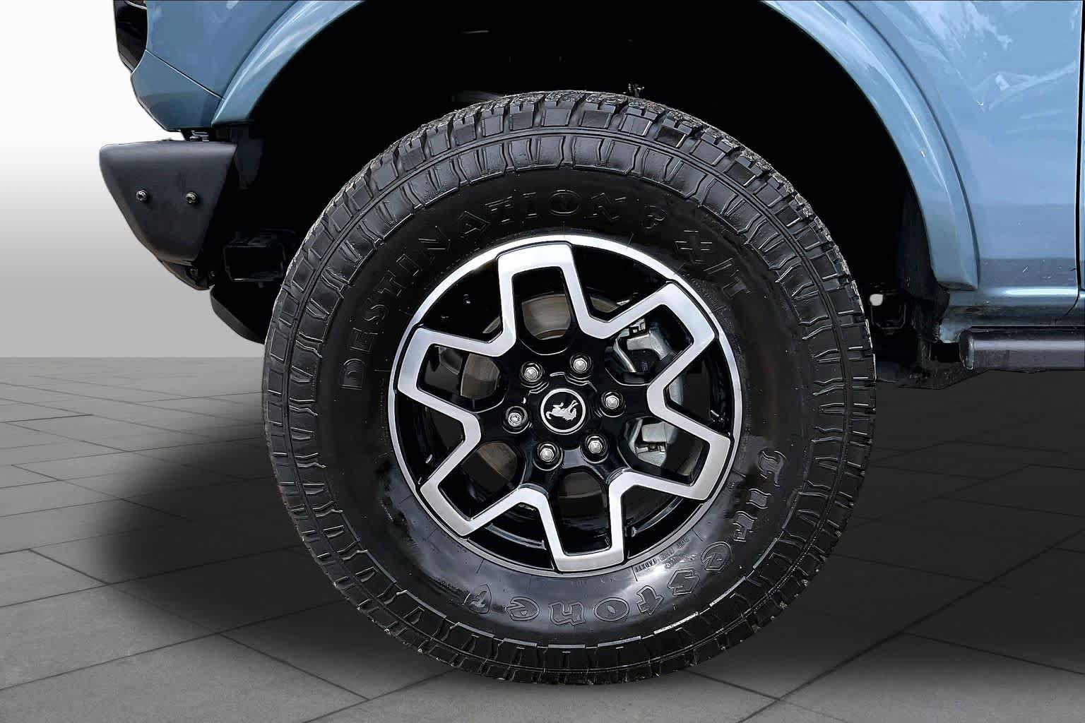 Certified 2024 Ford Bronco Outer Banks AWD/4WD image 11