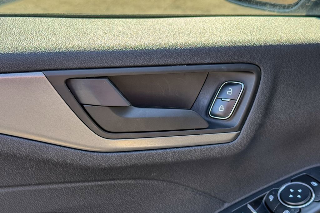 Certified 2023 Ford Escape Active AWD/4WD image 24