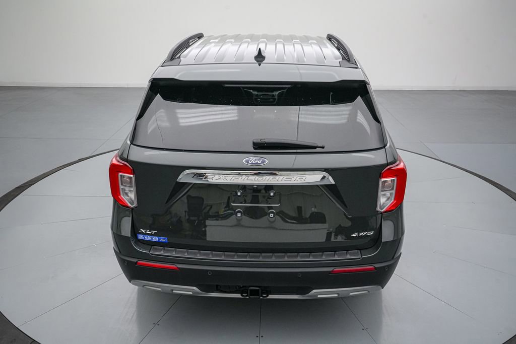 Certified 2024 Ford Explorer XLT w/ Equipment Group 202A AWD/4WD image 6