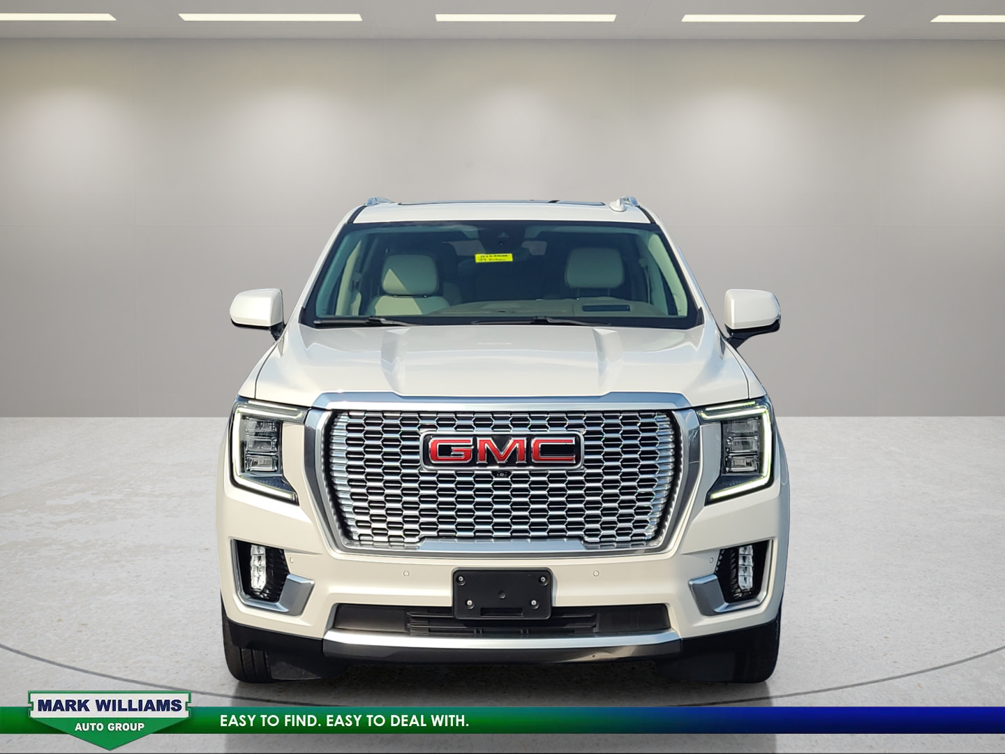 Used 2024 GMC Yukon XL Denali w/ Denali Reserve Package AWD/4WD image 9