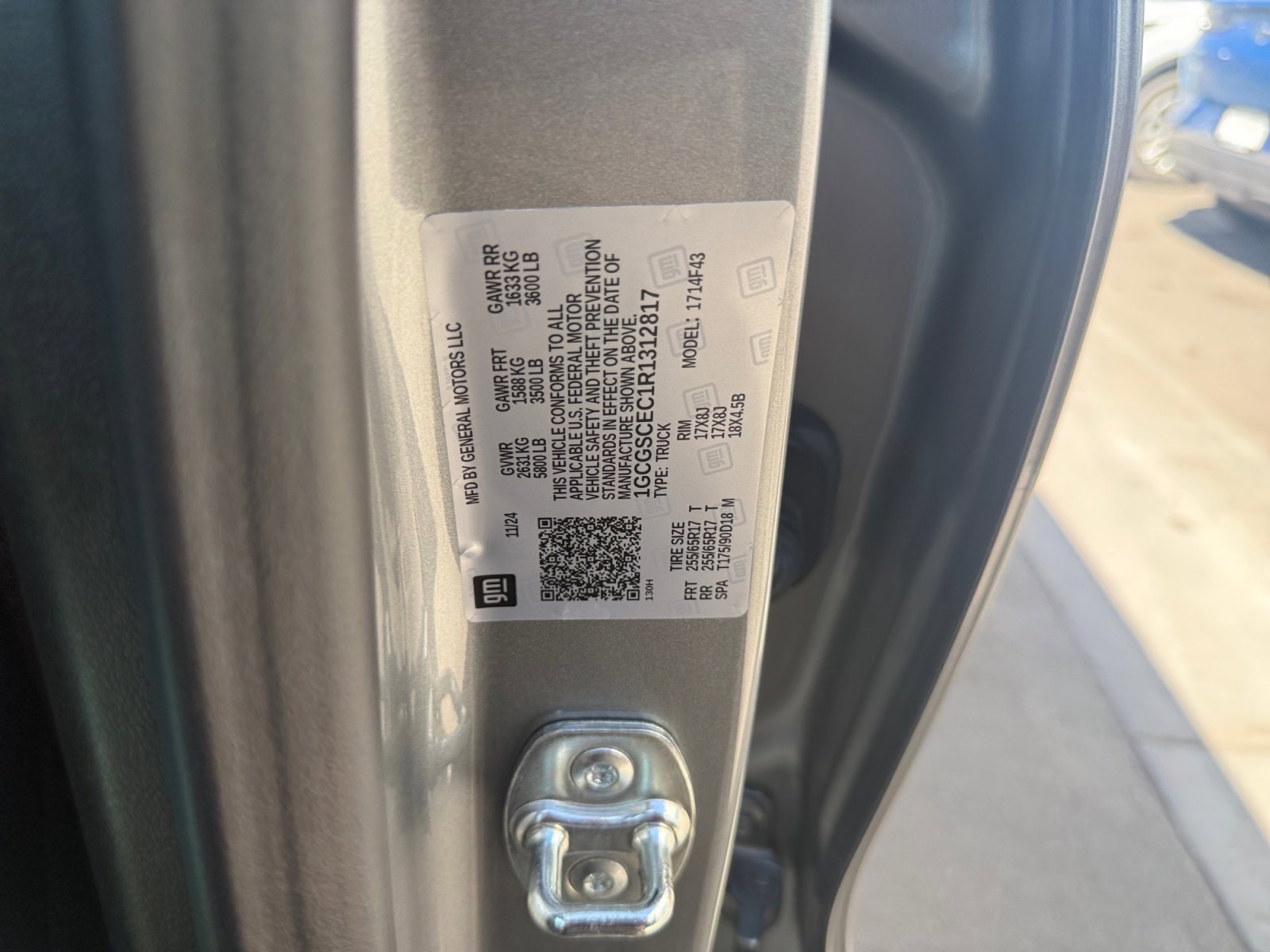 Used 2024 Chevrolet Colorado LT w/ LT Convenience Package image 34