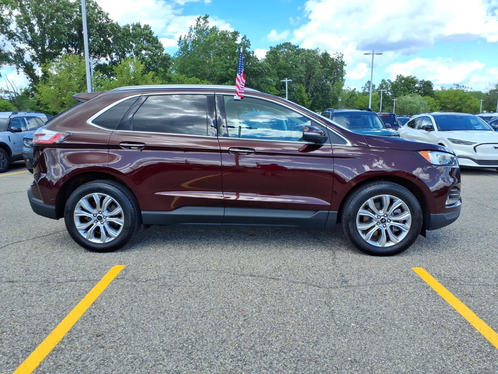 Certified 2024 Ford Edge Titanium AWD/4WD image 9