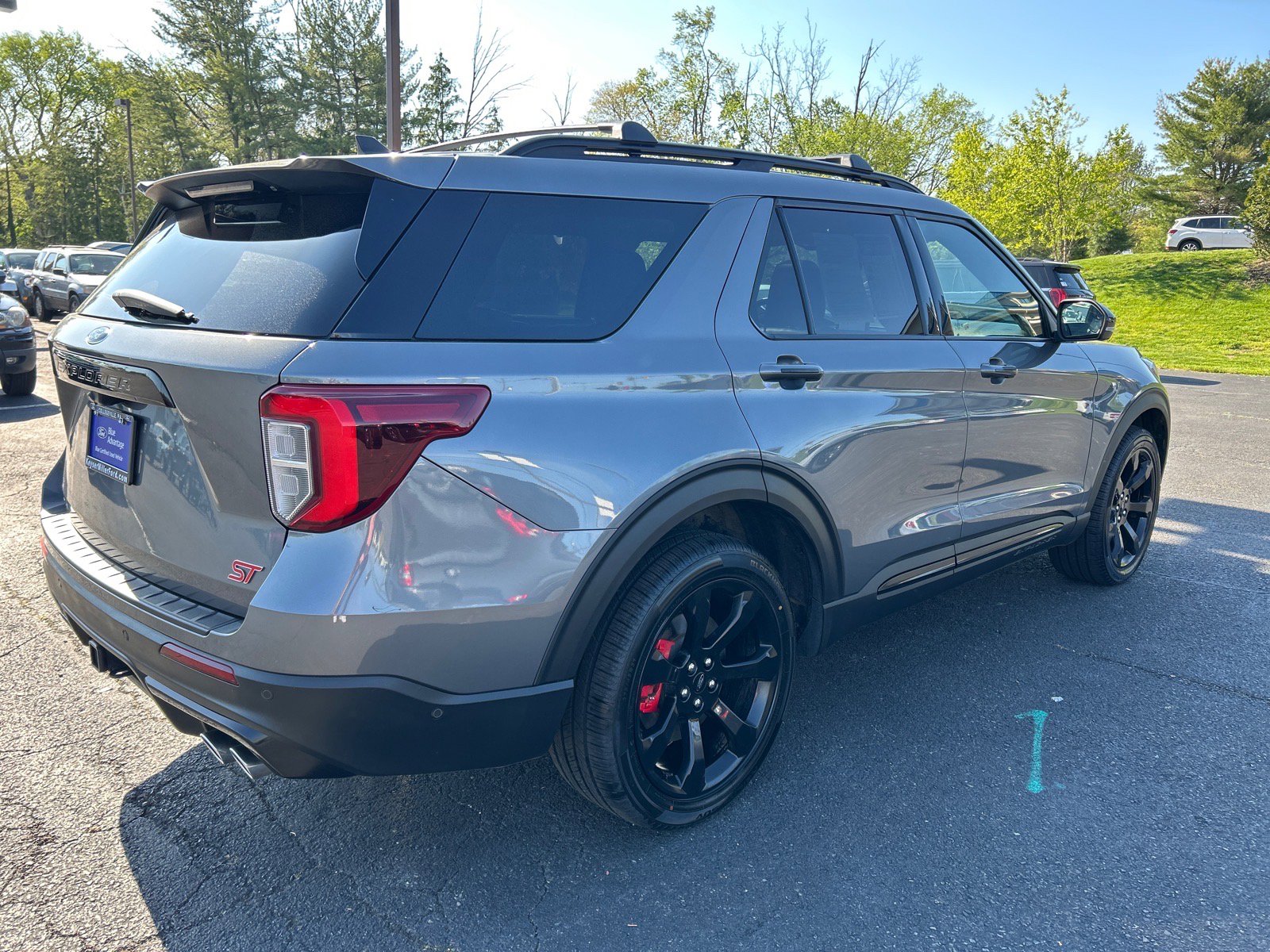 Certified 2022 Ford Explorer ST w/ Equipment Group 401A AWD/4WD image 18