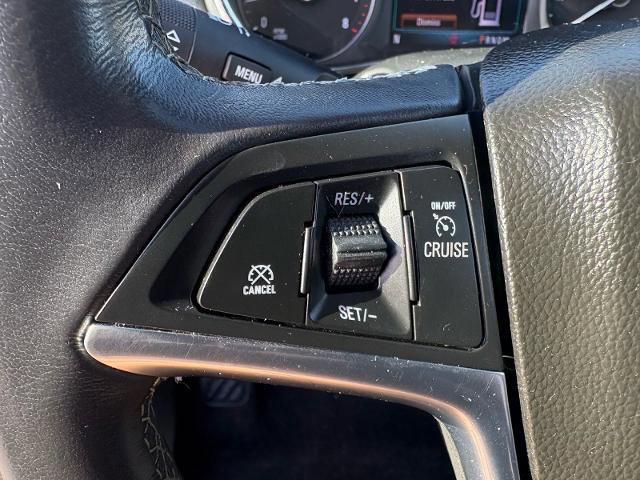 Used 2021 Buick Encore Preferred image 9