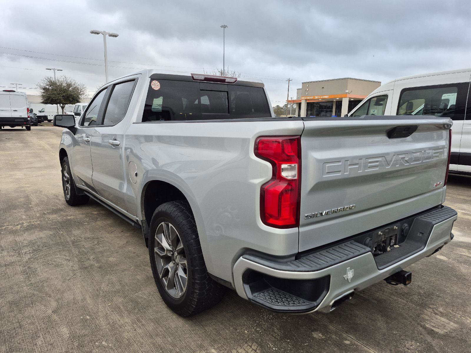 Used 2019 Chevrolet Silverado 1500 RST image 2