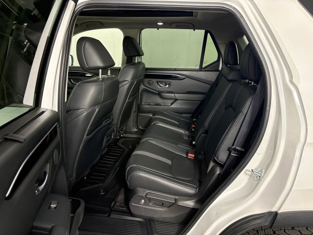 Used 2024 Honda Pilot Touring image 30