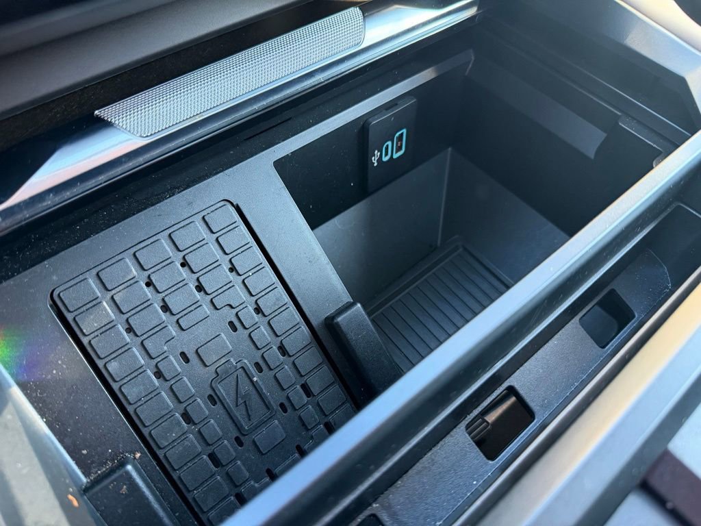 Certified 2025 Ford F350 Platinum w/ Platinum Plus Package image 31