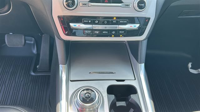 Certified 2023 Ford Explorer XLT w/ Equipment Group 202A AWD/4WD image 23