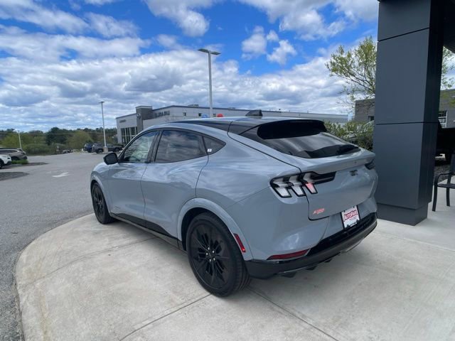 Certified 2025 Ford Mustang Mach-E GT AWD/4WD image 6