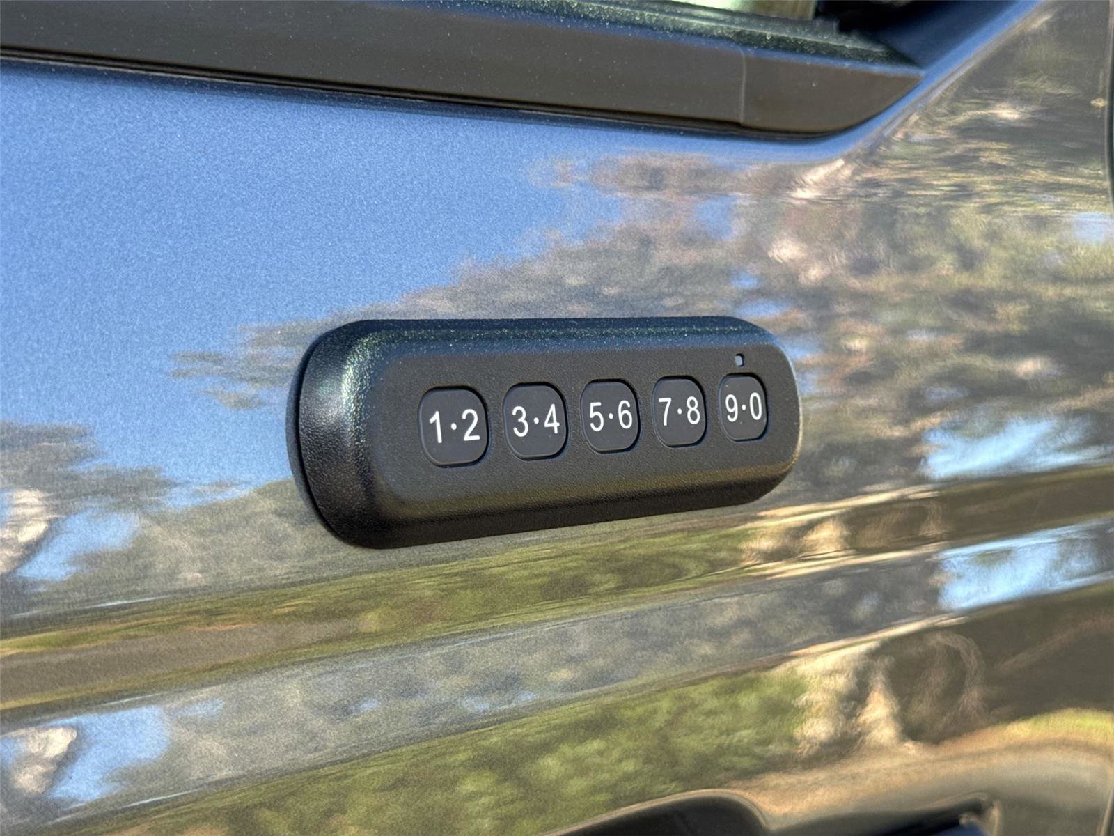 Certified 2022 Ford Bronco 2-Door image 11