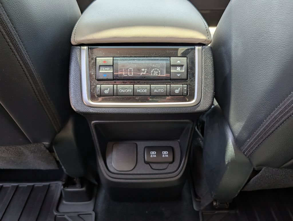 Used 2019 Subaru Ascent Limited AWD/4WD image 28