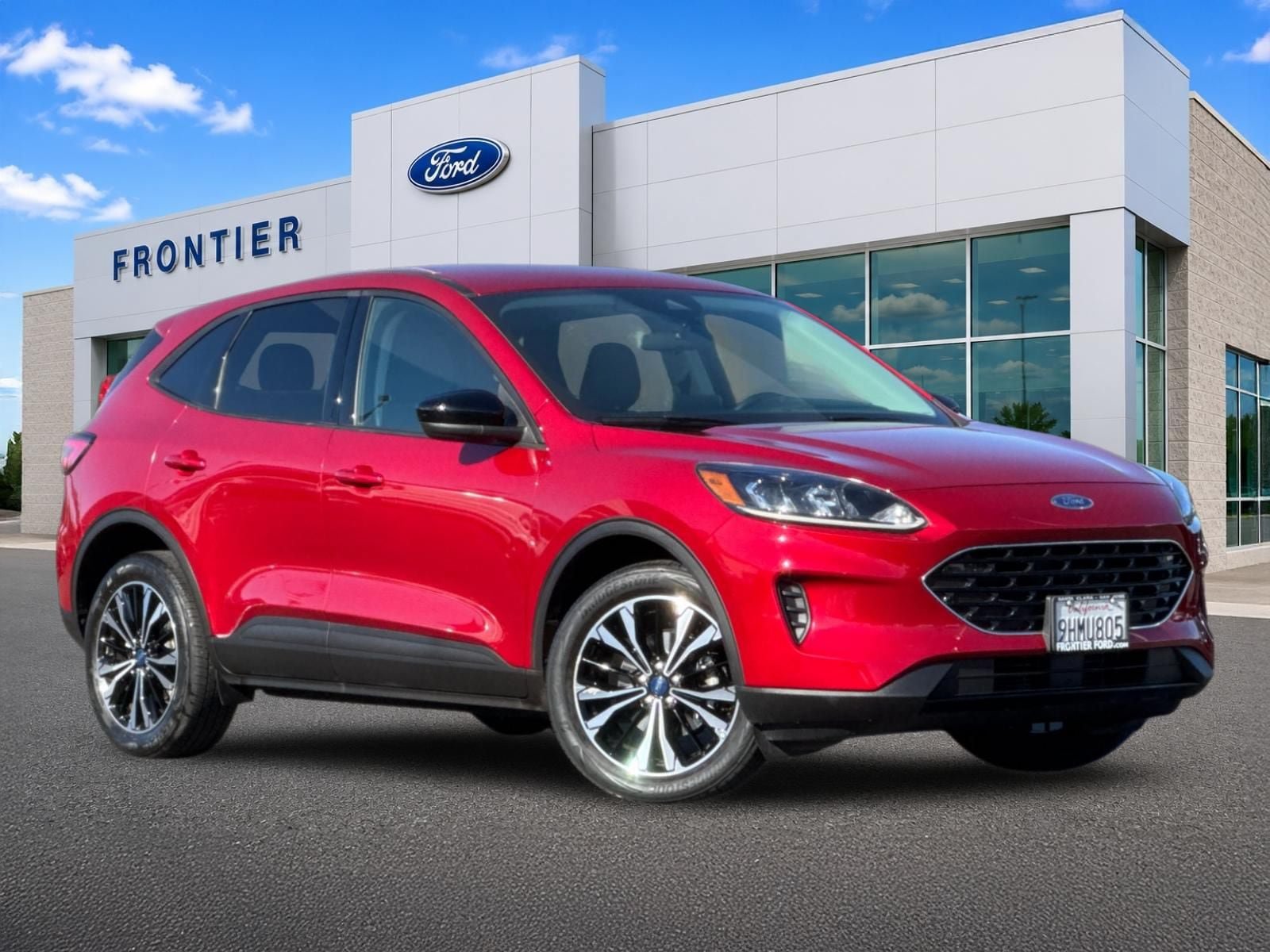 Certified 2022 Ford Escape SE w/ SE Sport Appearance Package AWD/4WD image 1