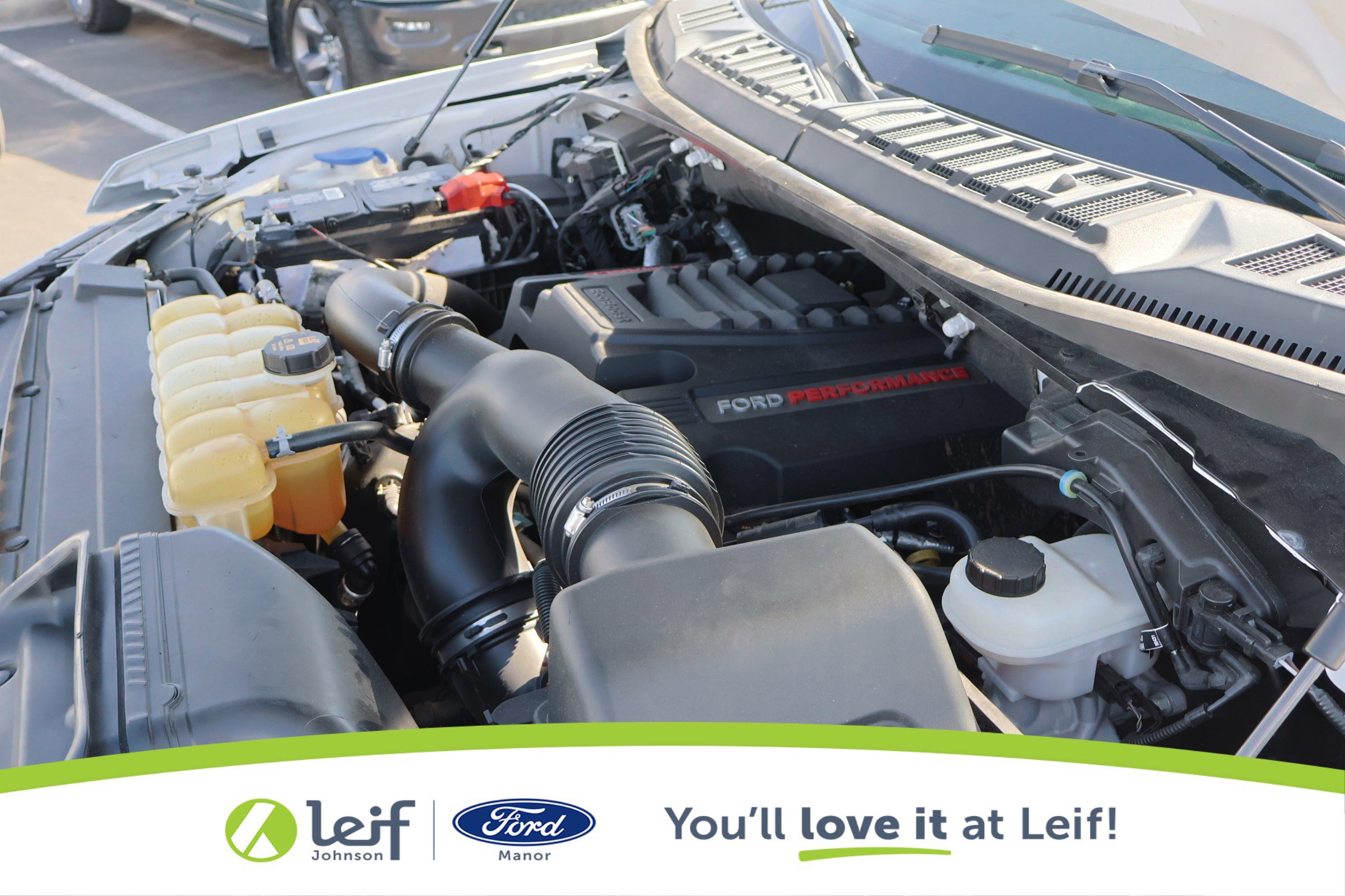 Certified 2019 Ford F150 Raptor w/ Equipment Group 802A Luxury image 39