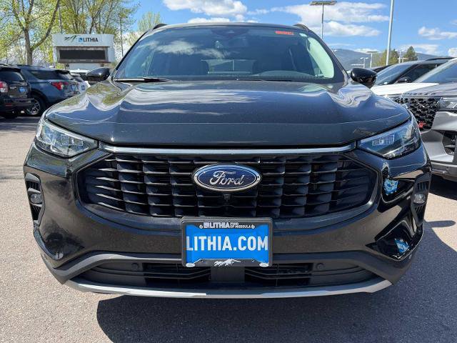 Certified 2024 Ford Escape Platinum AWD/4WD image 2