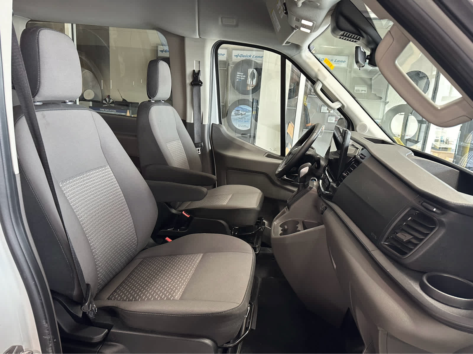 Certified 2026 Ford Transit 350 XLT RWD image 33