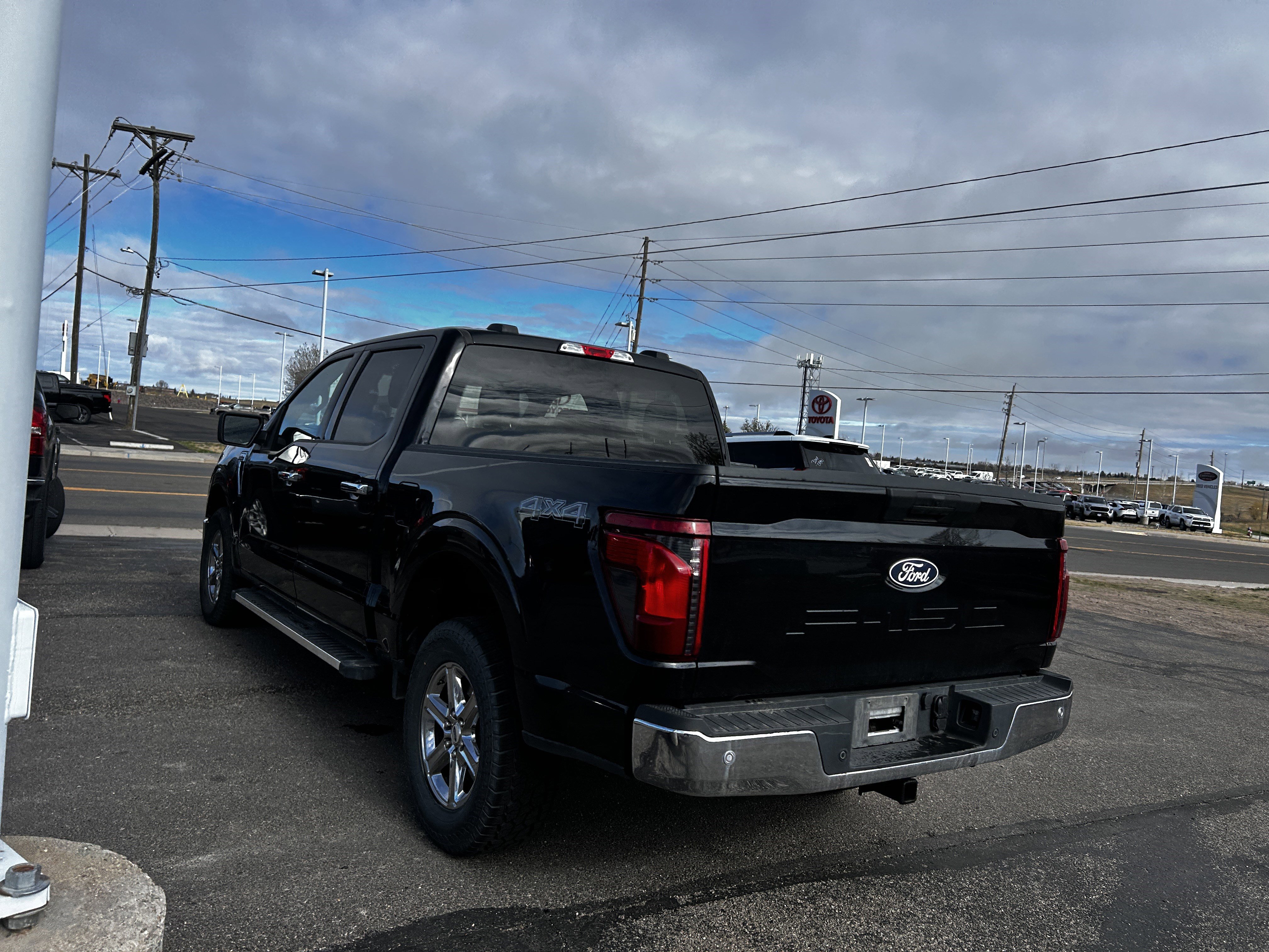 Certified 2025 Ford F150 XLT w/ Equipment Group 301A Standard AWD/4WD image 4