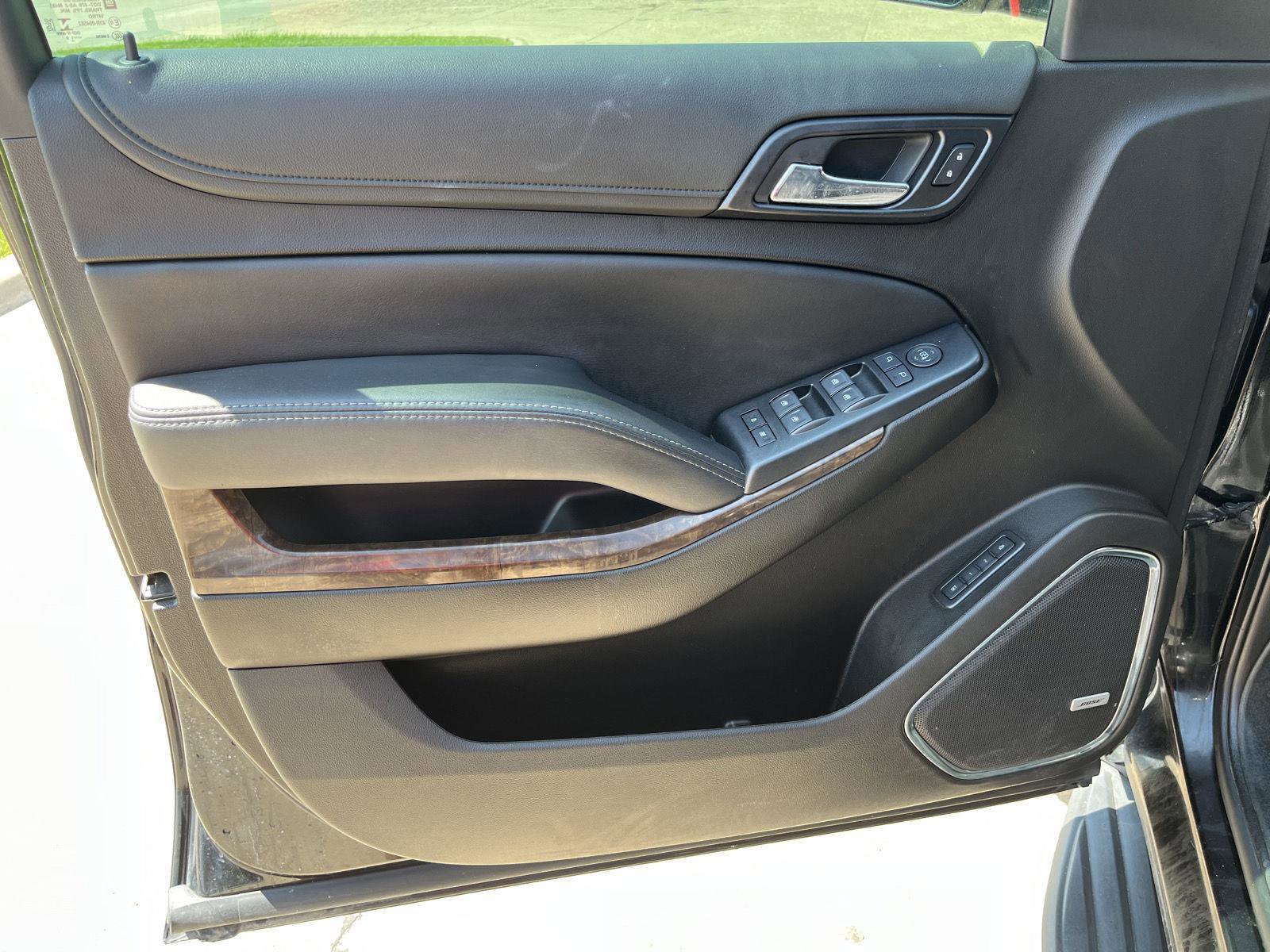 Used 2019 Chevrolet Tahoe LT image 16