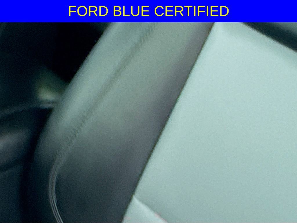 Certified 2022 Ford Explorer XLT w/ Equipment Group 202A image 33