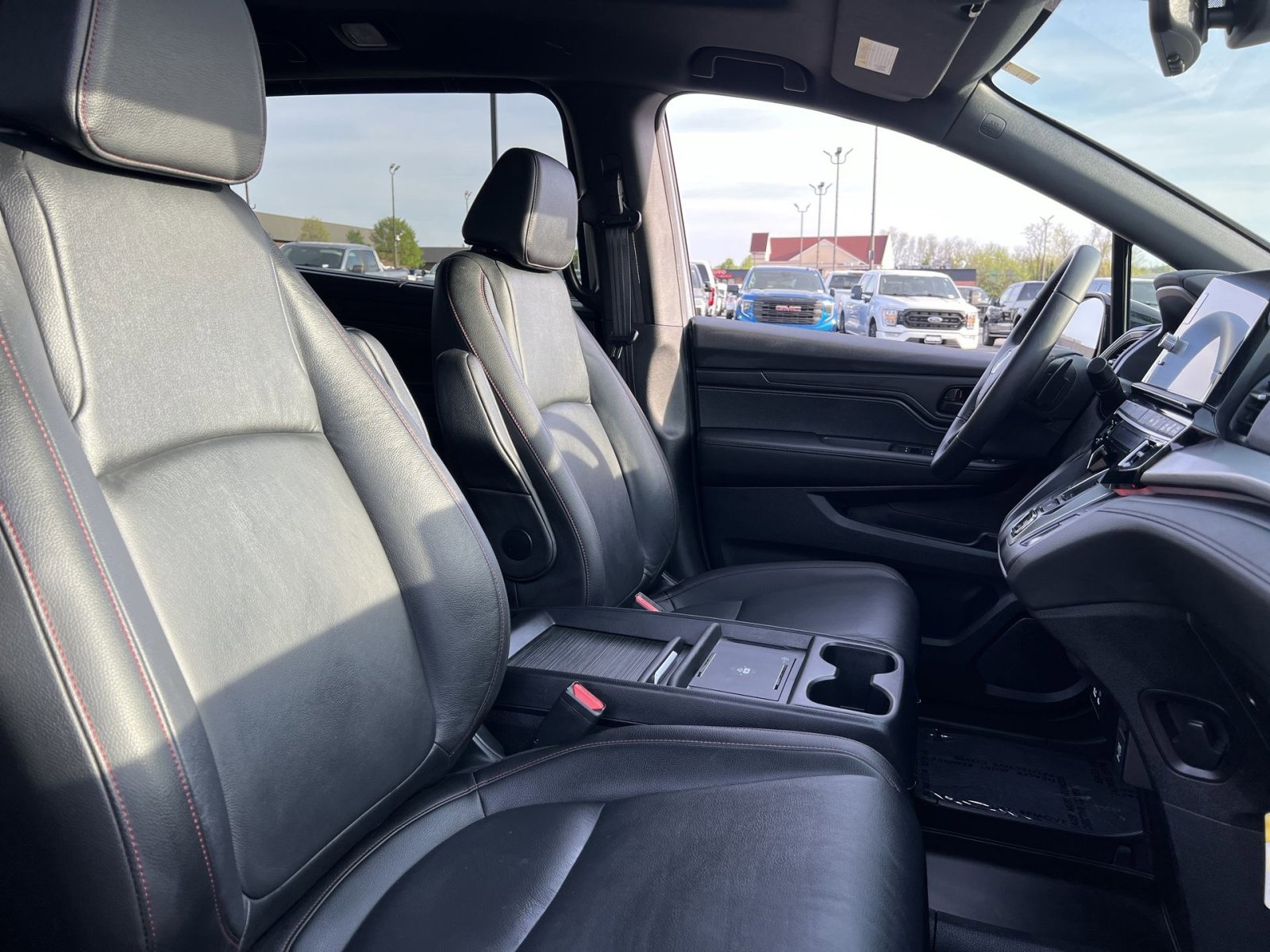 Used 2025 Honda Odyssey Sport-L image 35