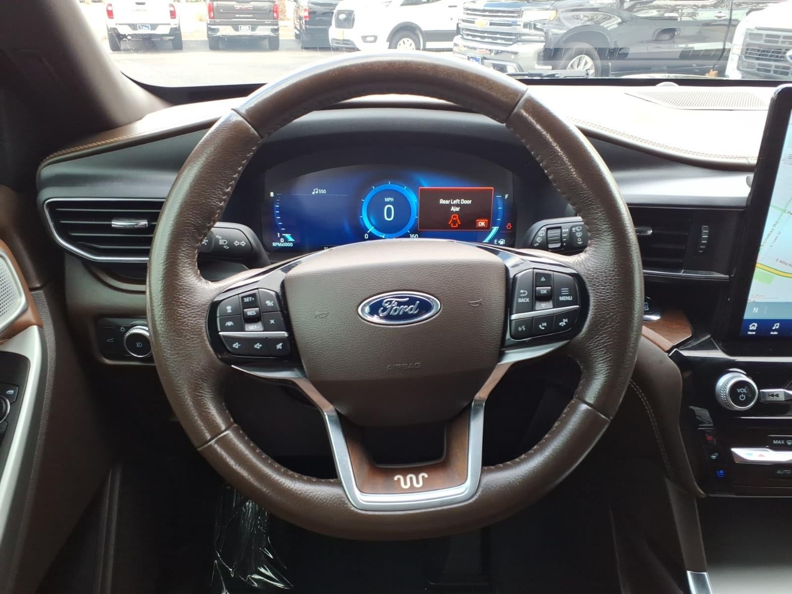 Certified 2022 Ford Explorer King Ranch w/ Class IV Trailer Tow Package RWD image 20