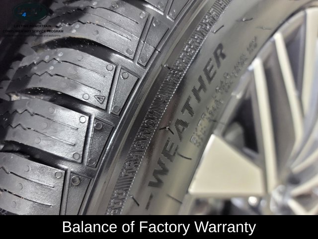 Used 2025 Nissan Altima 2.5 SV AWD/4WD image 12