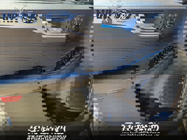 Certified 2023 Ford Escape Platinum w/ Premium Technology Package AWD/4WD image 19