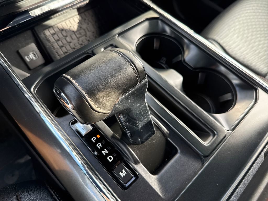 Certified 2023 Ford F150 Lariat w/ Equipment Group 502A High image 26