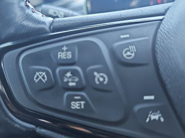Used 2022 Chevrolet Equinox RS w/ Infotainment Package FWD image 17