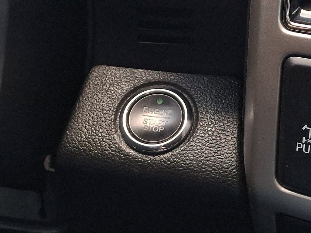 Certified 2020 Ford F150 Lariat w/ Equipment Group 502A Luxury AWD/4WD image 24