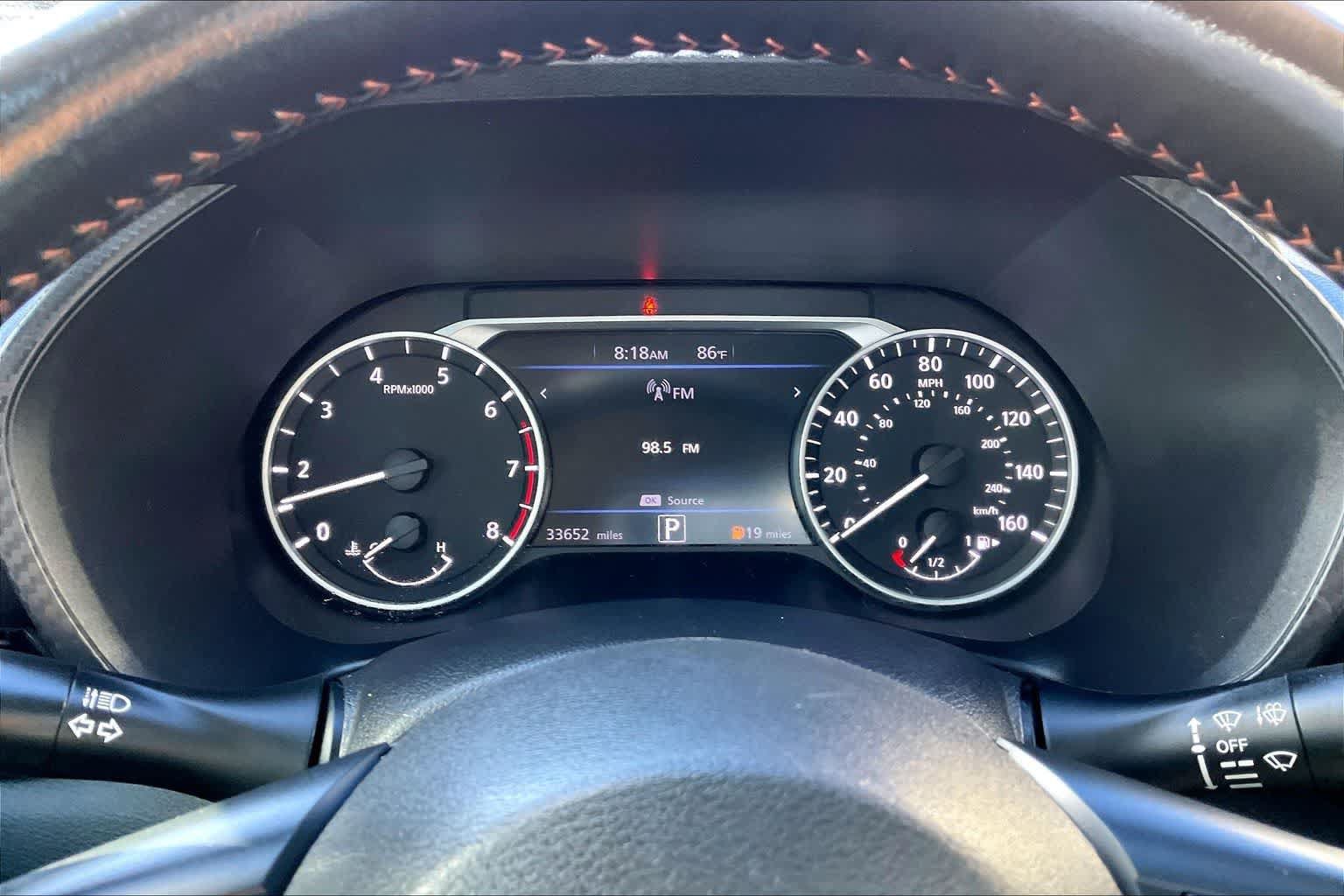 Used 2023 Nissan Sentra SR w/ SR Premium Package FWD image 17